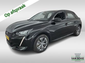 peugeot e-208 ev allure pack 50 kwh 3-fase 1e-eig. & keurig-onderh. bovag-garantie. nl-auto.