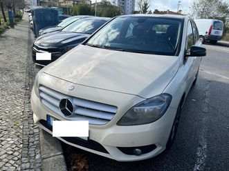mercedes-benz b 180 cdi dezembro/13
