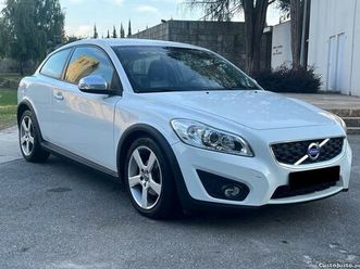 volvo c30 1.6d r design julho/12