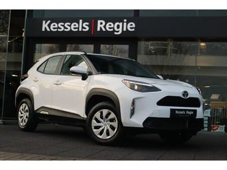 toyota yaris cross 1.5 hybrid carplay camera stoelverwarming acc