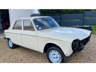 1970 peugeot 204 beige manuel, 4 vitesses conduite à gauc...