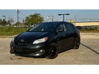 2013 toyota matrix manual trans, new safety, new cluch $8000