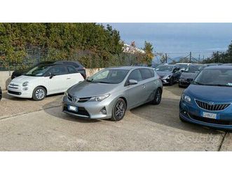 toyota auris 1.4d 90cv cruise control cerchi in