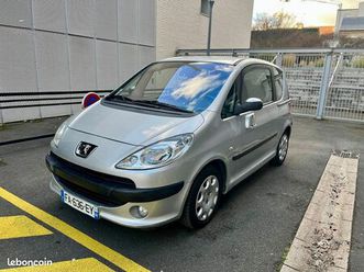 peugeot 1007 1.6 dolce boîte automatique