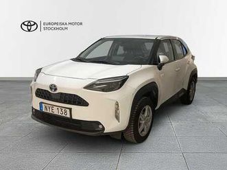 toyota yaris cross 1,5 hybrid active / backkamera / vinterhjul