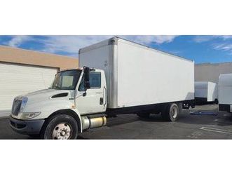 2012 international durastar 4300 bobtail 24ft box truck with lift gate