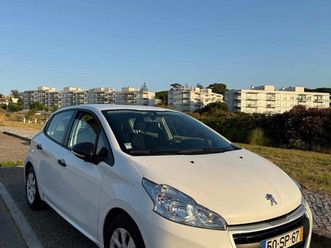 peugeot 208 1.6 bluehdi, cx. a., 99cv