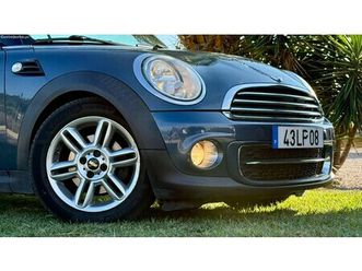 mini cabrio cooper d nacional abril/11