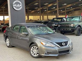 nissan altima s 2.5l v4 2.5l / keyless entry / cruise control / in perfect condition / screen