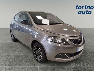 lancia ypsilon 1.0 firefly 5 porte s&s hybrid...