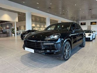 porsche cayenne 3.0 v6 del 2019 usata a firenze