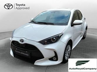 toyota yaris 1.5 hybrid 5 porte energy del 2022 usata a roma