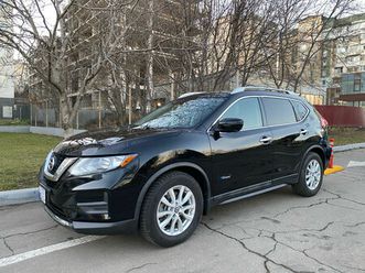 nissan rogue an. 2017