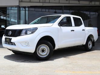 nissan np300 doble cabina 4x2 2020
