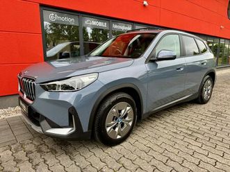 bmw ix1 30 xdrive*panosd*headup*leder*dab*m-fahrwerk