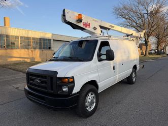 2010 ford e350 insulated bucket boom truck versalift