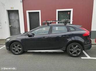 volvo v40 cross country