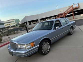 1990 lincoln executive executive