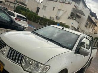 4x4 glx esp אוט׳ 2.5 (136 כ״ס)