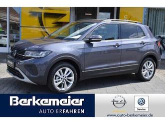 1.0 tsi life / kamera / ahk / acc / shz