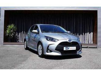 toyota yaris 1.5 hybrid 115 comfort plus