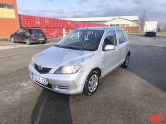 mazda 2, 2005 godina, reg godinu dana, citaj detaljno