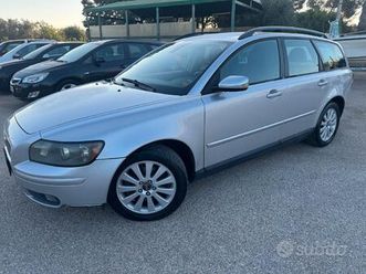volvo v50 2.0 d cat momentum