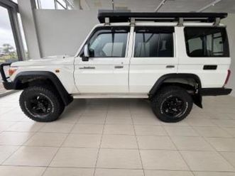 4.5d-4d lx v8 station wagon