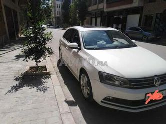 volkswagen jetta highline white