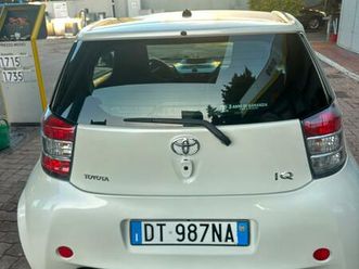 toyota iq 1.3
