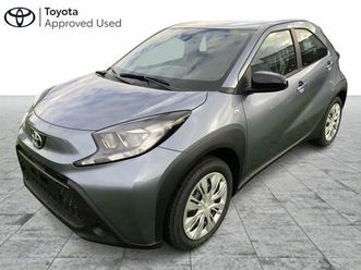 toyota aygo x play