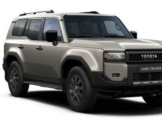 toyota land cruiser 2,8 a/t invincible 7miest./ čierna koža