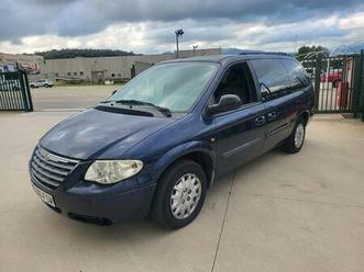 grand voyager 2.8crd se aut.