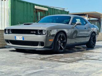 dodge challenger srt hellcat 6.2 717 cv