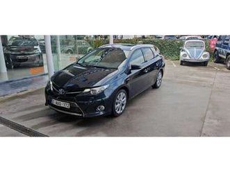1.8 vvt-i hybrid automatik touring sports executiv