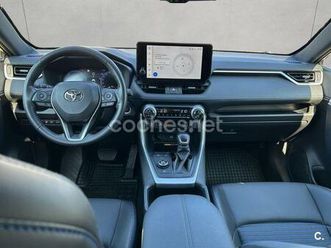 TOYOTA RAV4 toyota-rav4-2-5l-220h-style