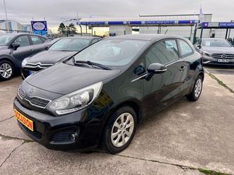 kia rio 1,1 crdi 75cv /clim / moteur a chaine / 4 pneus neufs /