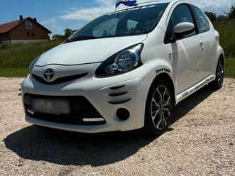 toyota aygo cool & go