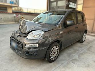 fiat new panda 1.0 hybrid - 2021 incidentata