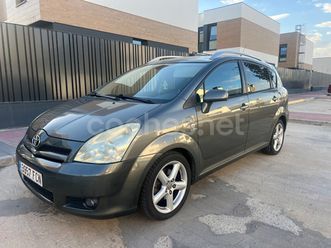 toyota corolla verso 2.2 d4d sport