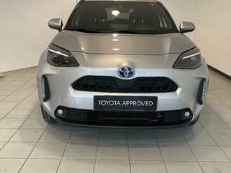 yaris cross 1.5 hybrid 130 cv 5p.e-cvt awd-i trend