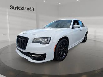 2023 chrysler 300 s awd