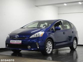 toyota prius (hybrid)