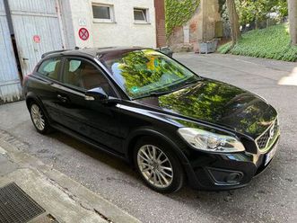 volvo c30 t5 mit nur 65t km