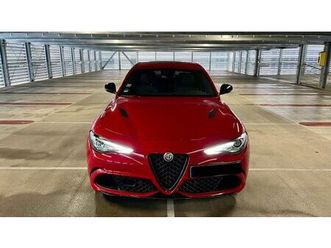 alfa romeo giulia 2.9 v6 bi-turbo 375 kw at8 quadrifogl...