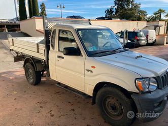 mahindra goa pick up ribaltabile