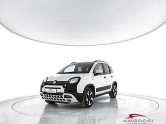 fiat panda 1.0 firefly hybrid cross s&s 70cv 5p.