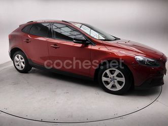 volvo v40 cross country 1.6 d2 momentum auto