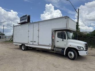 2013 hino 268 box truck - ready for your business