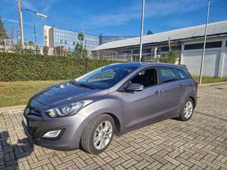 hyundai i30 station wagon 1.6 crdi 110 cv